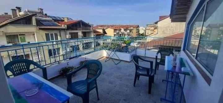 Family Hotel Bohemi II Primorsko Esterno foto