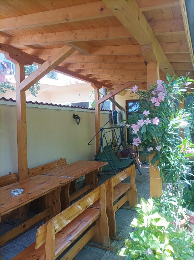 Family Hotel Bohemi II Primorsko Esterno foto